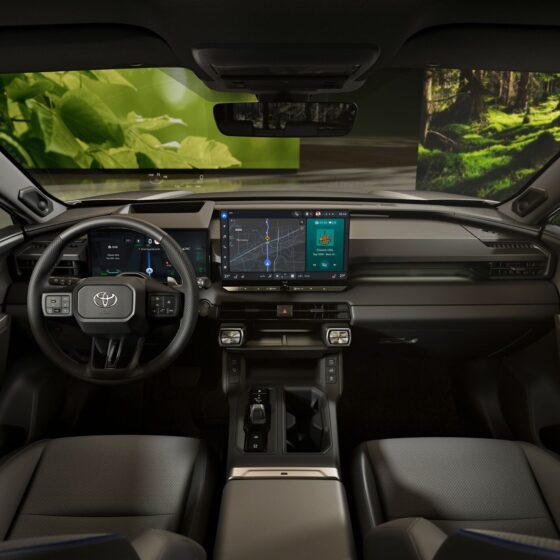 TOY_RAV4_2025_HUB_KV_IMG_05_PHEV