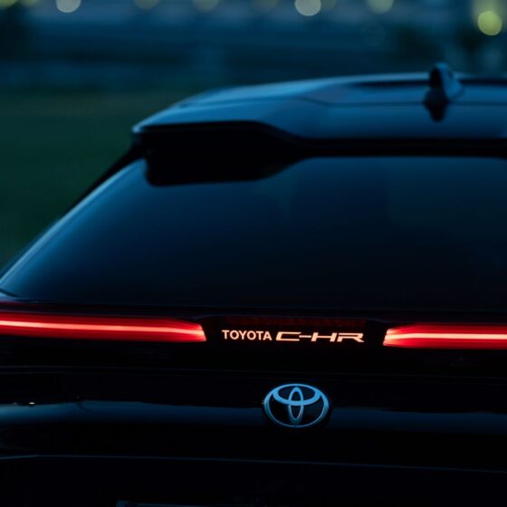 Toyota_C-HR-44